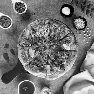 Chicken Chettinad Pizza