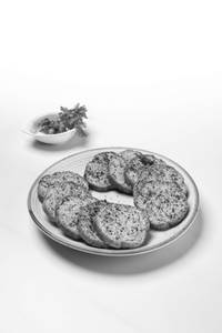 200 Grams Fresh coriander Rusk
