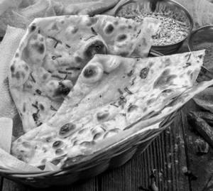 Kothmir Naan