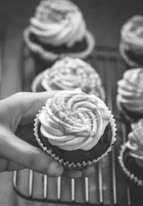 Caramel Cupcake (big)