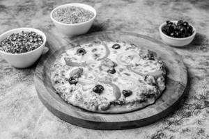 8'' Peppy Paneer Pizza
