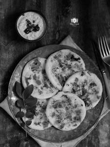 Cheese Tomato Uttapam