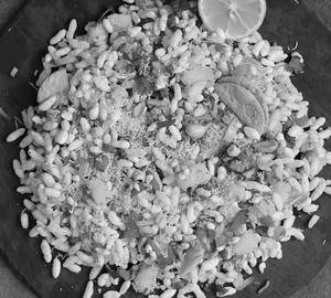 Kachori Suki Bhel
