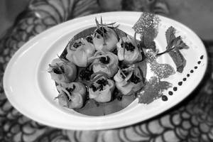 Veg Chilli Dim Sum [serves 1-2] [8 Piece]