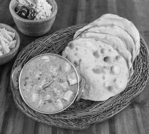 Kadhai Paneer +4 Tawa Butter Roti +salad.