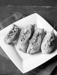 Mirchi Bajji [4 No] + Chutney [100 ML]