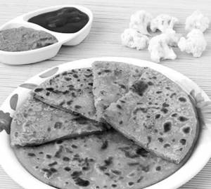 Tawa Gobi Pyaaj Paratha