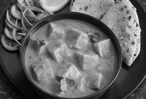 Butter Paneer Masala With Roti