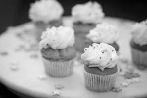 Vanilla Cupcakes (mini) 2 Pc