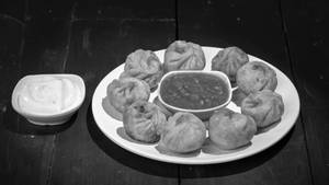 Paneer & Corn Fried Momos