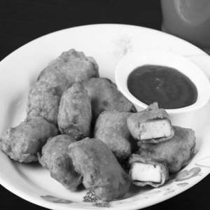Paneer Pakoda (8pc)