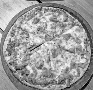 Chicken Tikka Pizza [12 Inches]