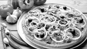  Onion Pizza