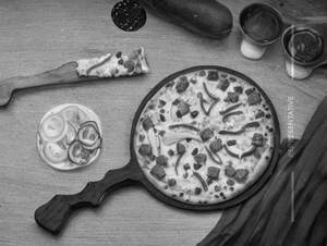 Veg Tandoori Pizza