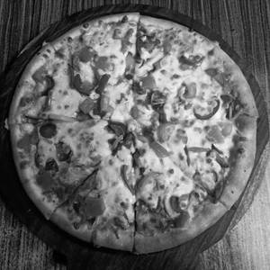 Schezwan Pizza