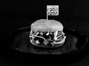 Hola Mexicana Burger