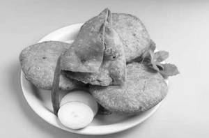 5 Samosa + 5 Kachori