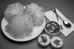 Poori With Kheema Curry
