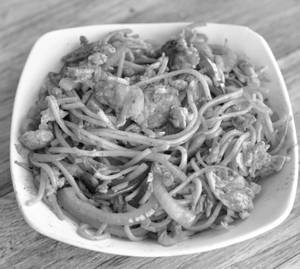 Schezwan Chicken Noodles