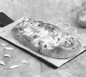Freshly Baked Caramelised Onion Garlic Bread