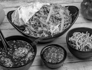 Chicken Triple Schezwan Noodles