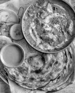 Paneer Butter Masala +2 Laccha Paratha