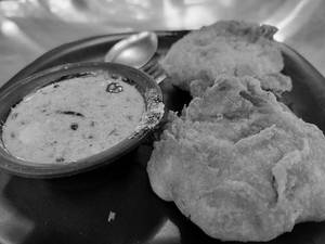 Batata Vada Chutney [1 Plate]