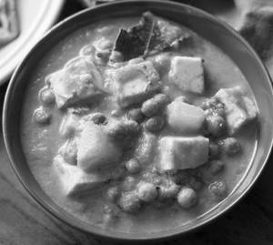 Matar Paneer