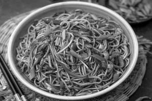 Non Veg Chilli Garlic Noodles [serves 1-2] [500 Grams]