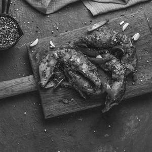 Pepper Garlic Crab Whole