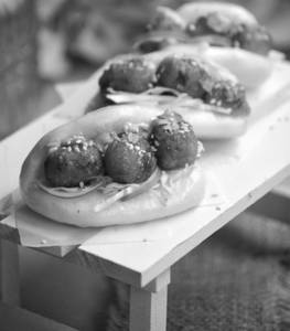 Veg Manchurian Bao [2pc]