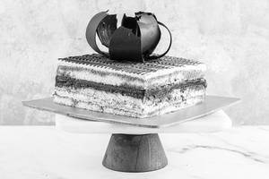Mocha Cake 6"