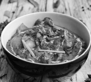 Mushroom Do Pyaza 