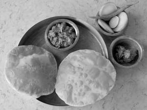 Chola Bhatura