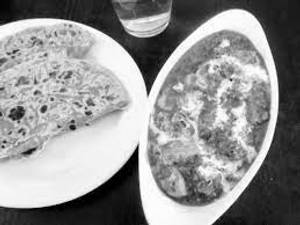 Tawa Butter Roti 3 Pcs + Kadhai Paneer                        