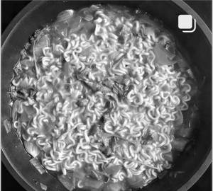 Onion Tomato Maggi