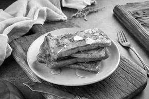 Whole Wheat French Toast [17g Protein, 352 Kcal]