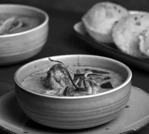Chicken Varutharacha  Curry
