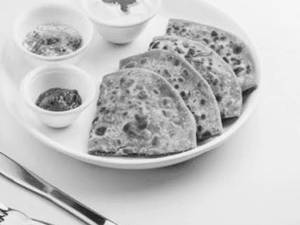 Aloo Onion Paratha 2 Pcs With Curd And Pickle