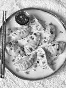 Chicken Malai Momos [8 Pieces]