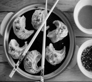 Steam Momos (8 Pcs)
