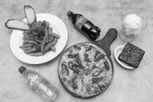 Veg Pizza 7 Inch + Red Sauce Pasta + Desserts + 2Drinks [250 Ml]