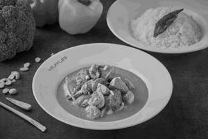 Thai Red Curry With Rice (Chicken)