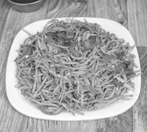 Schezwan Veg Noodles