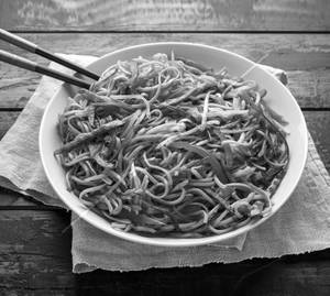 Veg Schezwan Noodle
