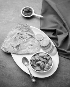 2 Paratha Aloo Sukha Bhaji
