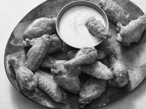 Hot and crispy wing piece