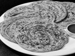Laccha Parantha Mirchi