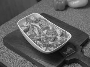 Non-veg Tangra Chowmein Gravy