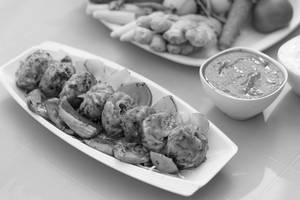 Tandoori Veg. Momos    